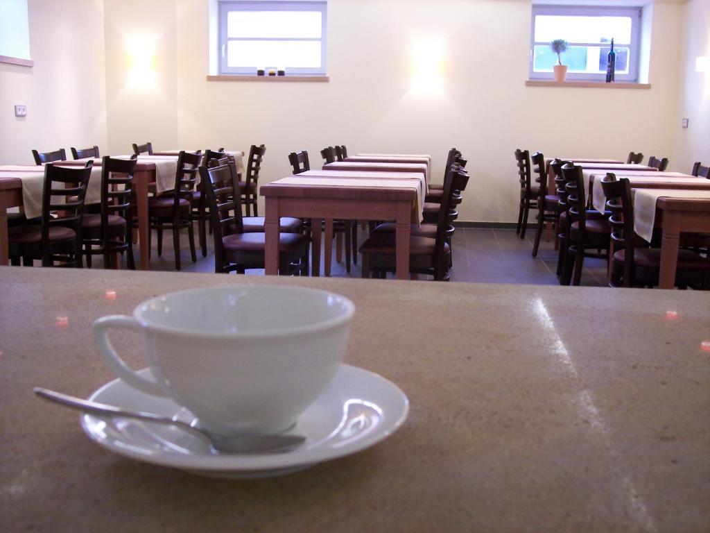 Rothweinhotel Wiesenbronn Екстериор снимка