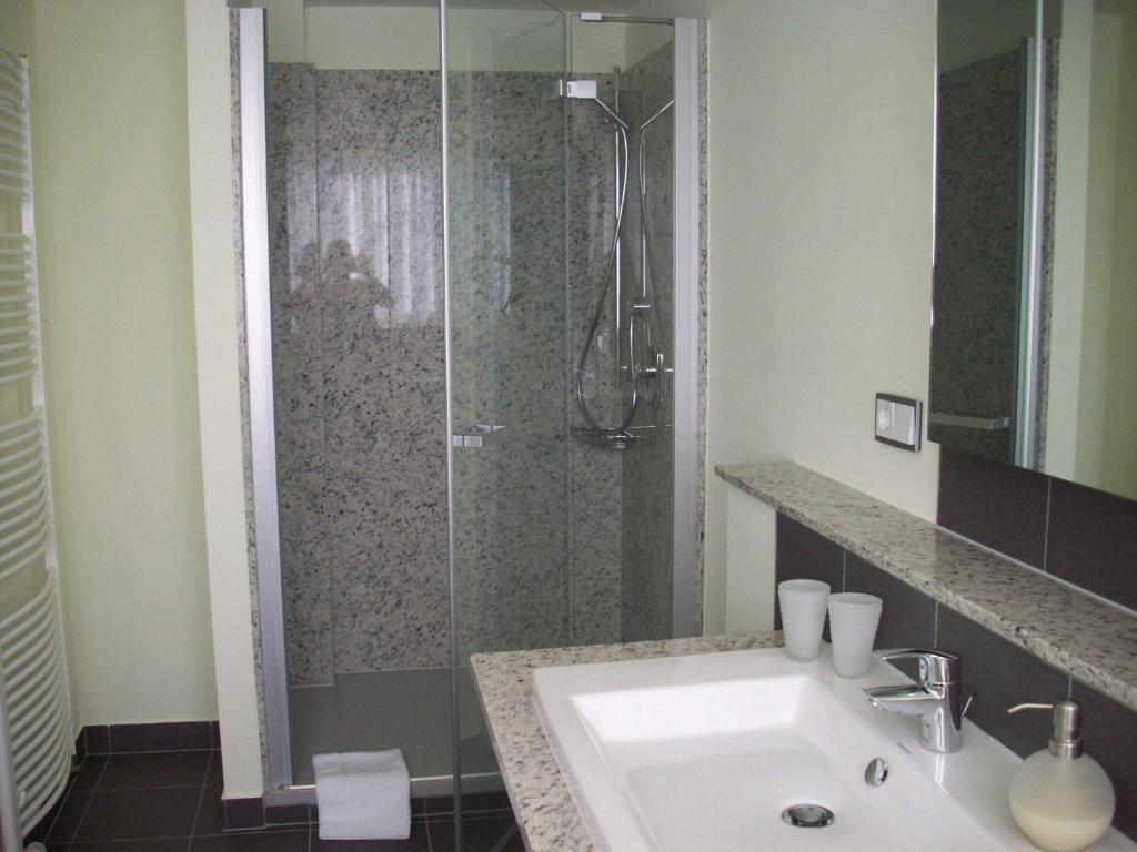 Rothweinhotel Wiesenbronn Стая снимка
